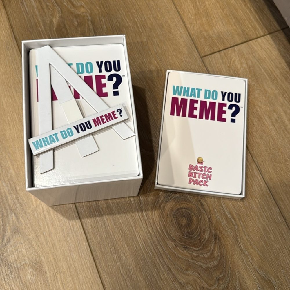 What Do You Meme? with expansion pack